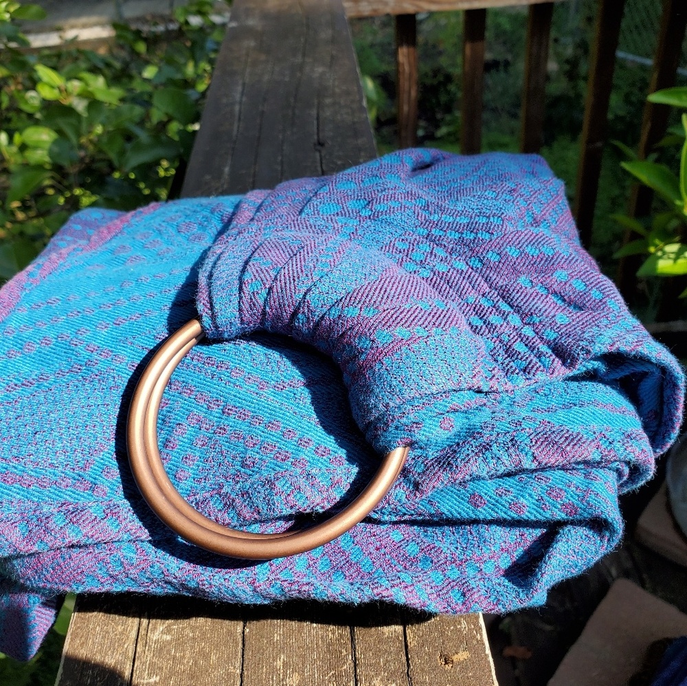 Pavo Gotham Plum Pudding Atlantic Ring Sling